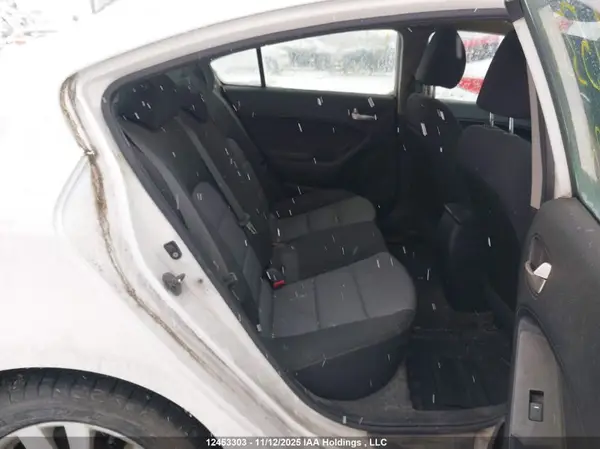 KNAFX4A6XG5492823 2016 KIA FORTE - Image 8