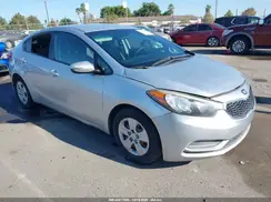 KNAFX4A6XG5497486 2016 KIA FORTE