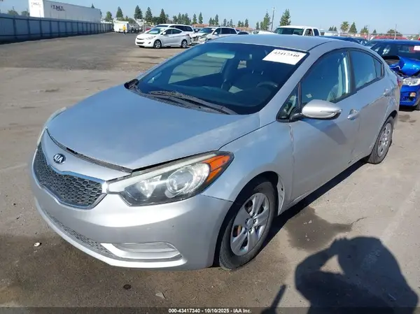 KNAFX4A6XG5497486 2016 KIA FORTE - Image 2