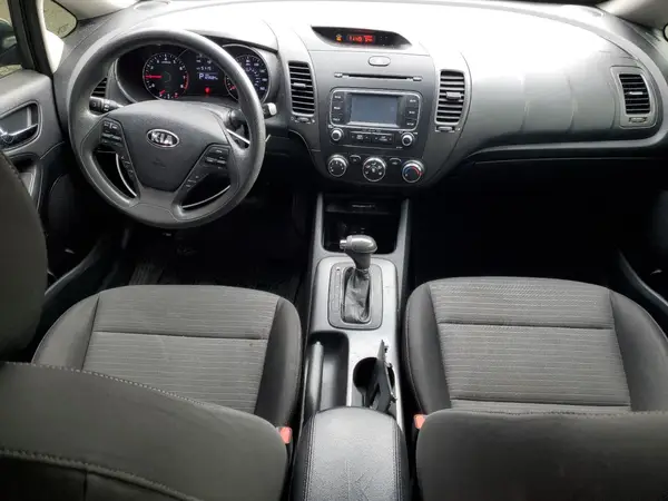 KNAFX4A6XG5502492 2016 KIA FORTE - Image 8