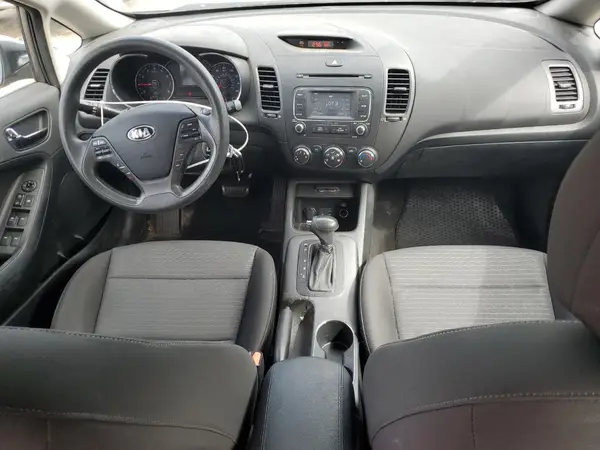 KNAFX4A6XG5504470 2016 KIA FORTE - Image 8
