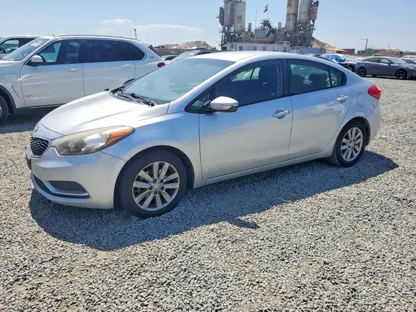 KNAFX4A6XG5506266 2016 KIA FORTE - Image 1