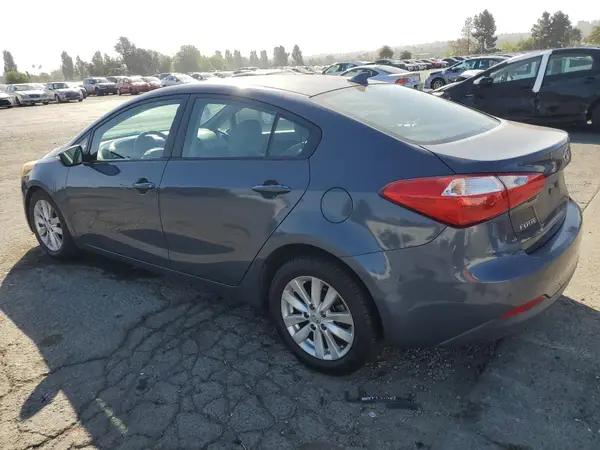 KNAFX4A6XG5508678 2016 KIA FORTE - Image 2