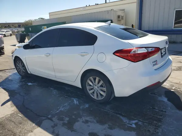 KNAFX4A6XG5510186 2016 KIA FORTE - Image 2