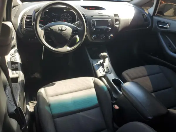 KNAFX4A6XG5510186 2016 KIA FORTE - Image 8