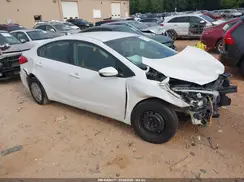 KNAFX4A6XG5519910 2016 KIA FORTE