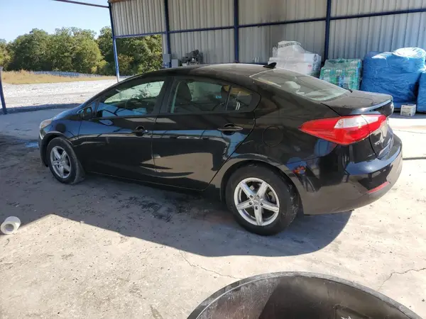 KNAFX4A6XG5520149 2016 KIA FORTE - Image 2