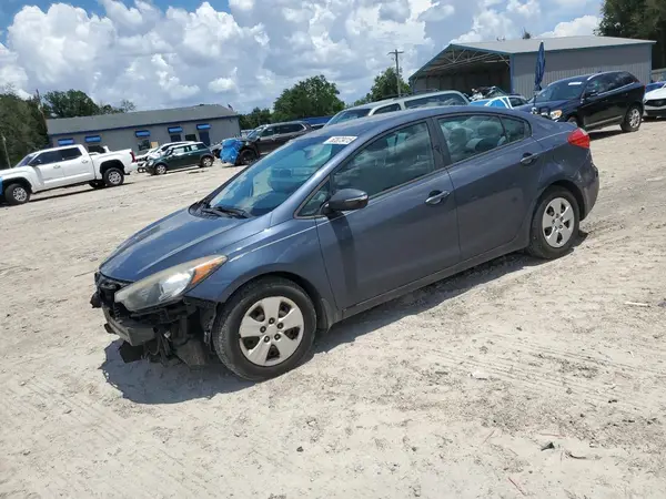 KNAFX4A6XG5520796 2016 KIA FORTE - Image 1