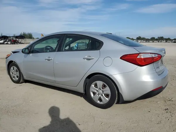 KNAFX4A6XG5522709 2016 KIA FORTE - Image 2