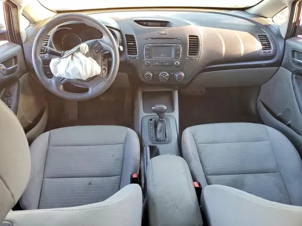 KNAFX4A6XG5523620 2016 KIA FORTE - Image 8