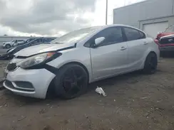 KNAFX4A6XG5526453 2016 KIA FORTE