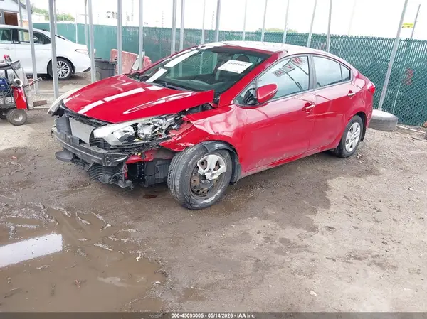 KNAFX4A6XG5527067 2016 KIA FORTE - Image 2