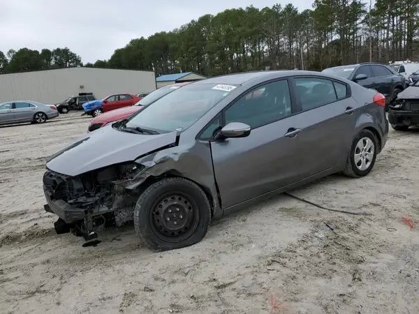 KNAFX4A6XG5527165 2016 KIA FORTE - Image 1