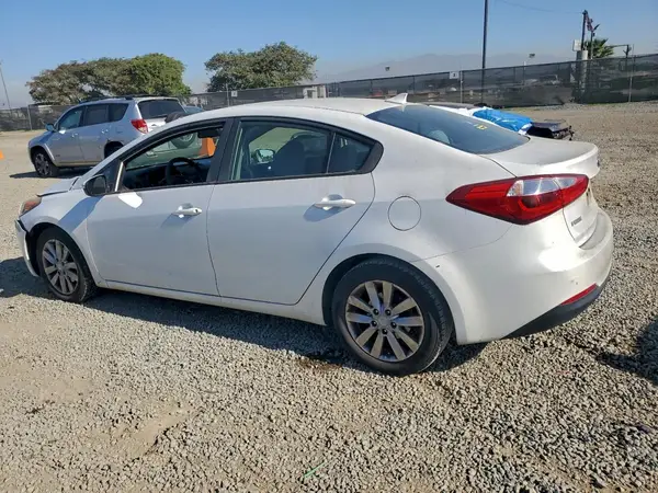 KNAFX4A6XG5535282 2016 KIA FORTE - Image 2