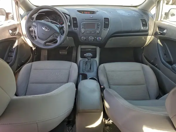 KNAFX4A6XG5535282 2016 KIA FORTE - Image 8