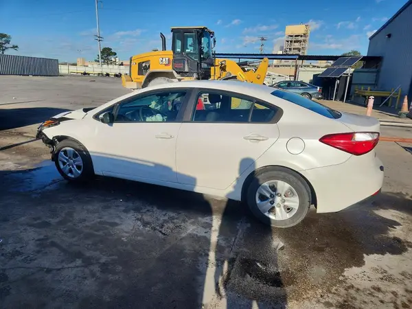 KNAFX4A6XG5535380 2016 KIA FORTE - Image 2