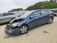 KNAFX4A6XG5541535 2016 KIA FORTE