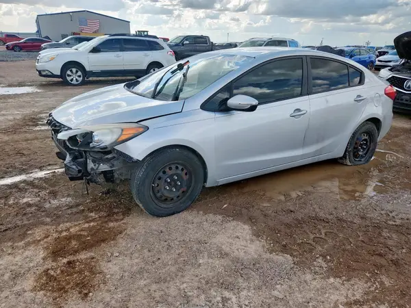 KNAFX4A6XG5542443 2016 KIA FORTE - Image 1
