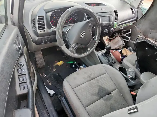KNAFX4A6XG5542443 2016 KIA FORTE - Image 8