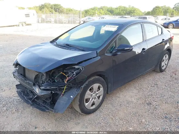 KNAFX4A6XG5552745 2016 KIA FORTE - Image 2