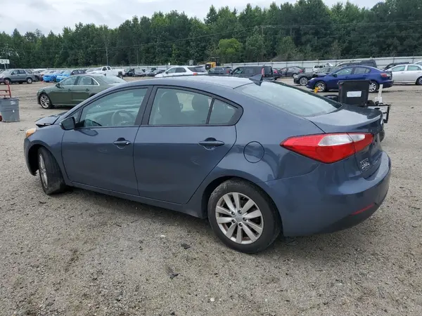 KNAFX4A6XG5553071 2016 KIA FORTE - Image 2