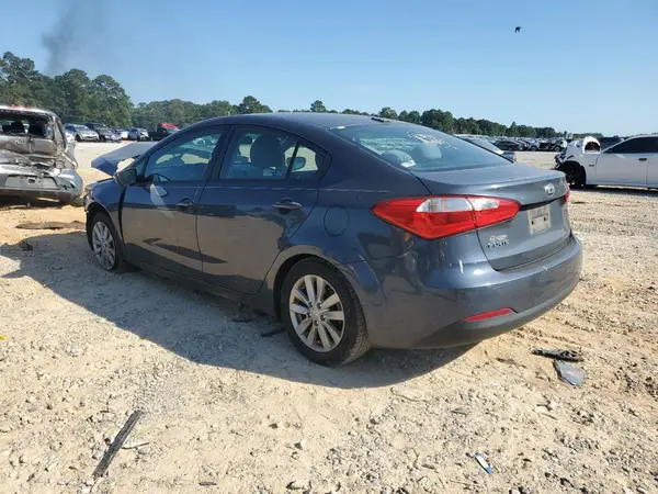 KNAFX4A6XG5553930 2016 KIA FORTE - Image 2