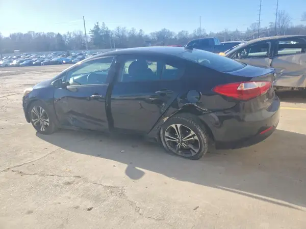 KNAFX4A6XG5555788 2016 KIA FORTE - Image 2