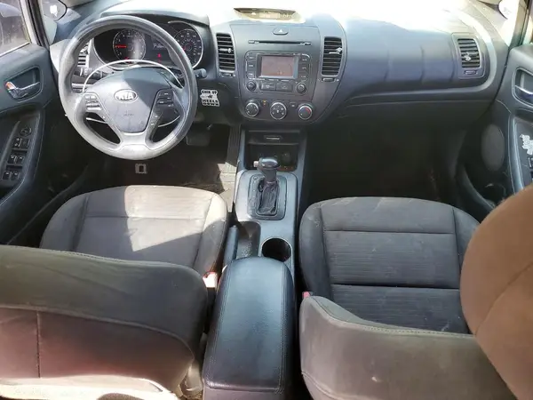 KNAFX4A6XG5558240 2016 KIA FORTE - Image 8