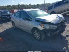 KNAFX4A6XG5575197 2016 KIA FORTE
