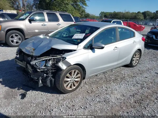 KNAFX4A6XG5575197 2016 KIA FORTE - Image 2