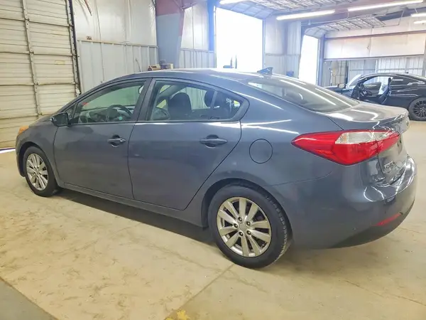 KNAFX4A6XG5580190 2016 KIA FORTE - Image 2