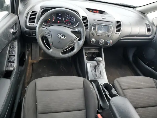 KNAFX4A6XG5584112 2016 KIA FORTE - Image 8