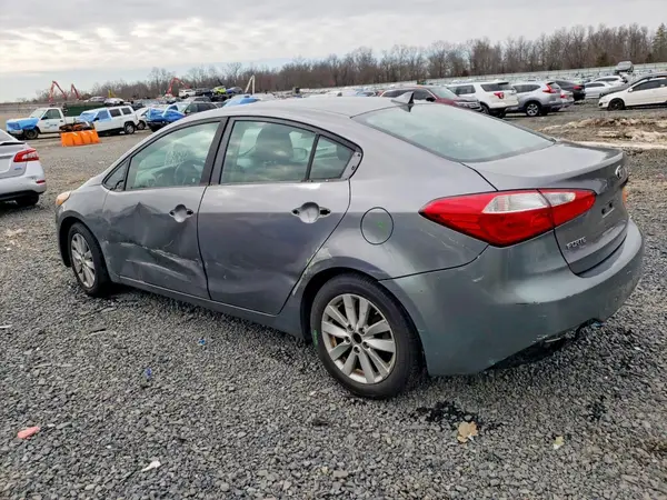 KNAFX4A6XG5584434 2016 KIA FORTE - Image 2