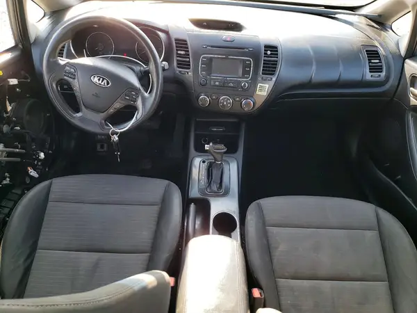 KNAFX4A6XG5584434 2016 KIA FORTE - Image 8