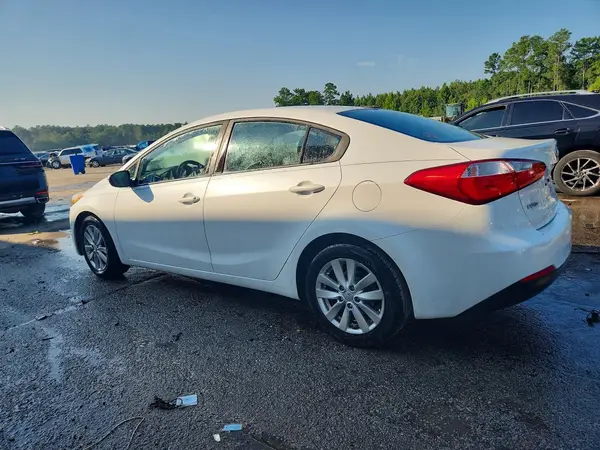 KNAFX4A6XG5592646 2016 KIA FORTE - Image 2