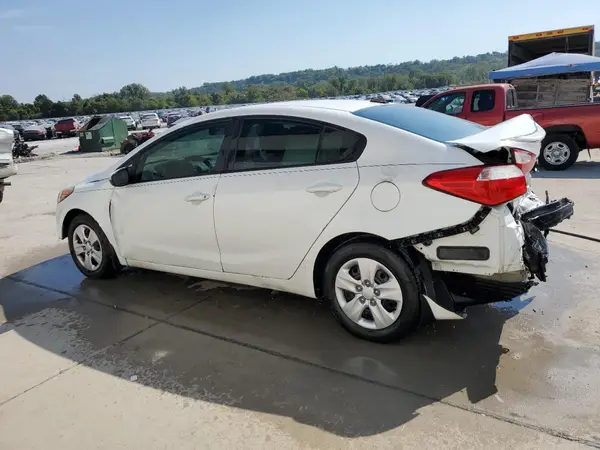 KNAFX4A6XG5592775 2016 KIA FORTE - Image 2