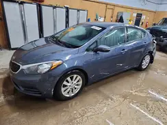 KNAFX4A6XG5608943 2016 KIA FORTE