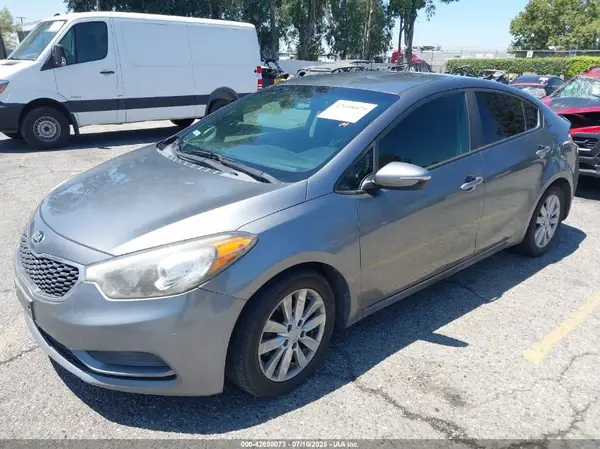 KNAFX4A6XG5609185 2016 KIA FORTE - Image 2