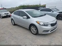 KNAFX4A6XG5620638 2016 KIA FORTE