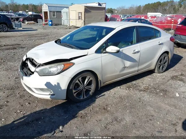 KNAFX4A80G5481458 2016 KIA FORTE - Image 2