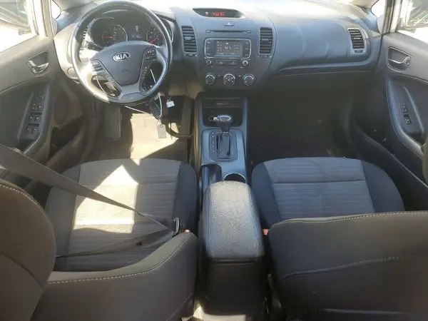 KNAFX4A80G5491066 2016 KIA FORTE - Image 8