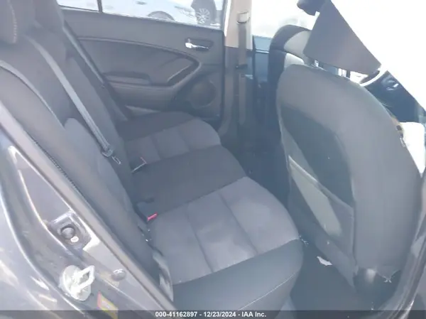 KNAFX4A80G5518296 2016 KIA FORTE - Image 8