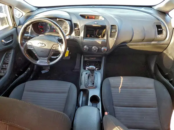 KNAFX4A80G5545238 2016 KIA FORTE - Image 8