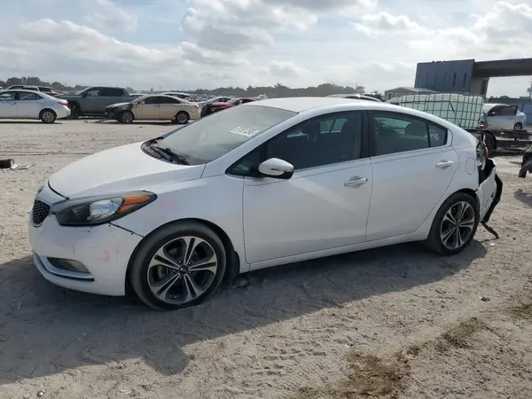 KNAFX4A80G5553212 2016 KIA FORTE - Image 1