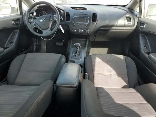 KNAFX4A80G5553212 2016 KIA FORTE - Image 8