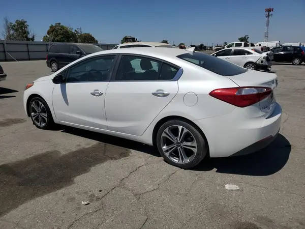 KNAFX4A80G5607107 2016 KIA FORTE - Image 2