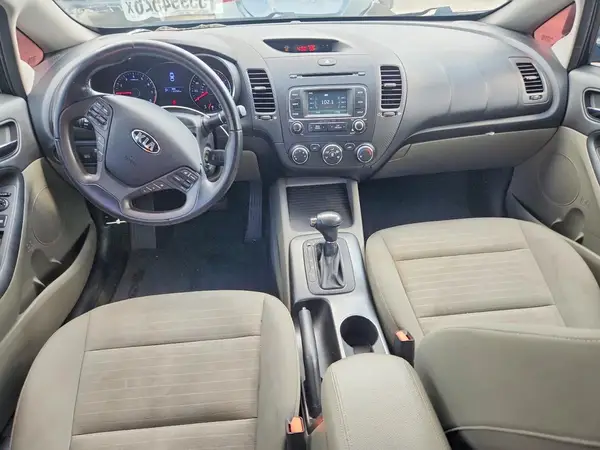 KNAFX4A81G5472798 2016 KIA FORTE - Image 8