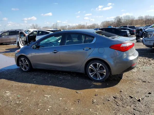 KNAFX4A81G5480125 2016 KIA FORTE - Image 2
