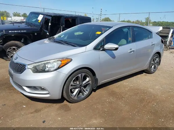 KNAFX4A81G5505346 2016 KIA FORTE - Image 2