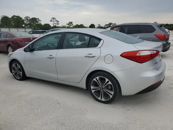 KNAFX4A81G5505380 2016 KIA FORTE - Image 2